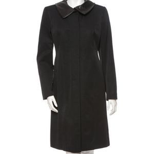 Gucci jacket leather collar coat gold buttons size 8. Italian 44. Excellent!